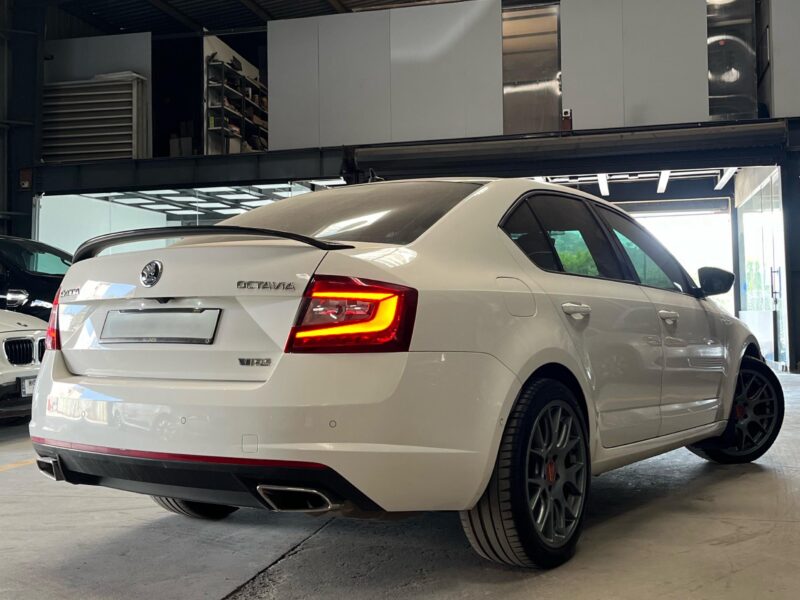 18' Skoda Octavia vRS230