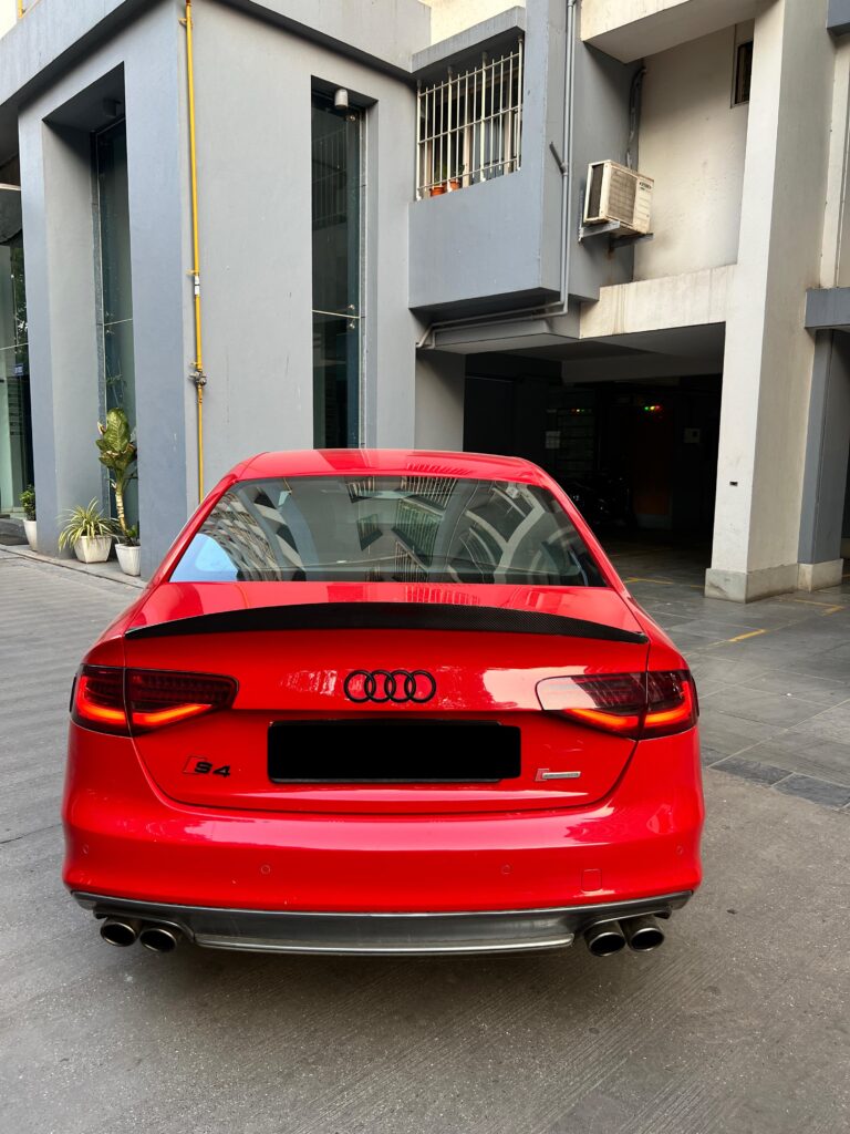 Audi S4