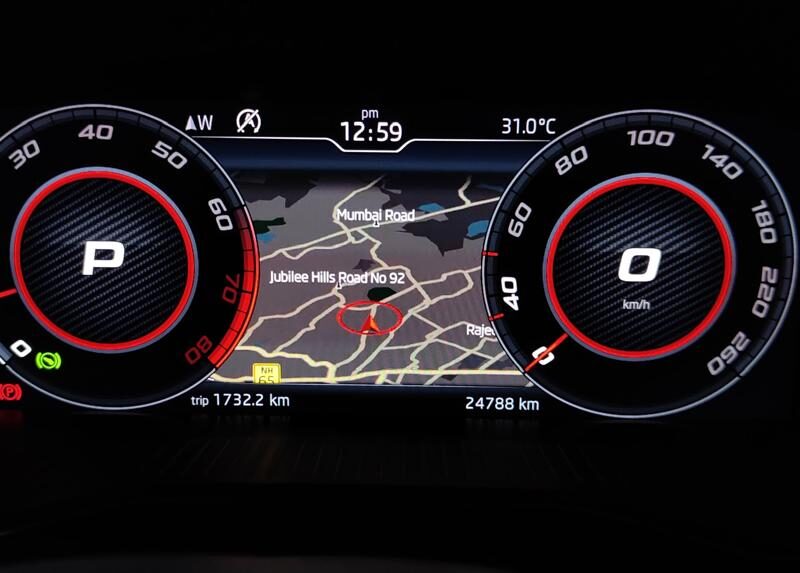 '20 Skoda Superb Sportline