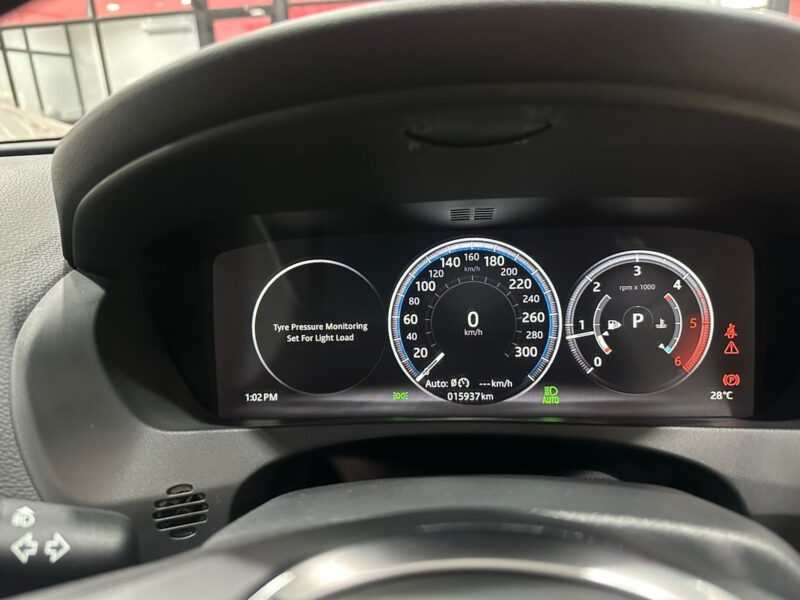 '18 Jaguar F-Pace