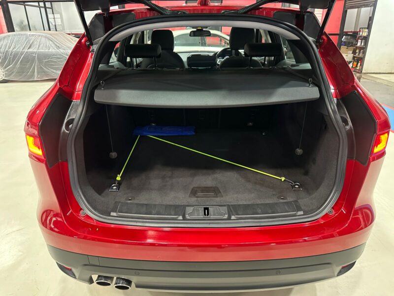 '18 Jaguar F-Pace