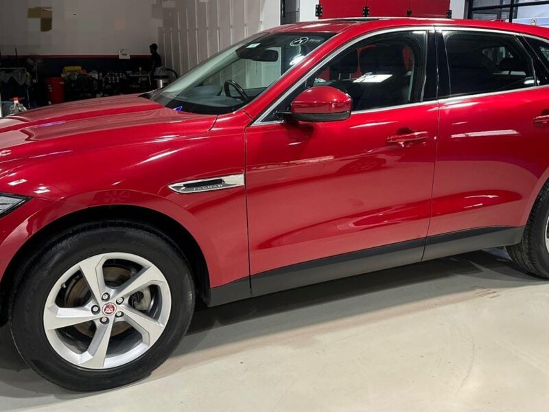 '18 Jaguar F-Pace