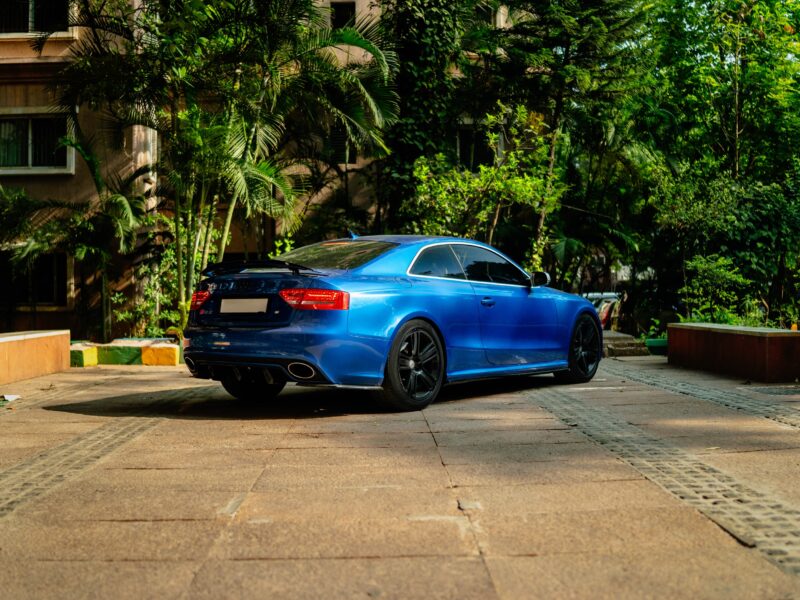 '12 Audi RS5 V8