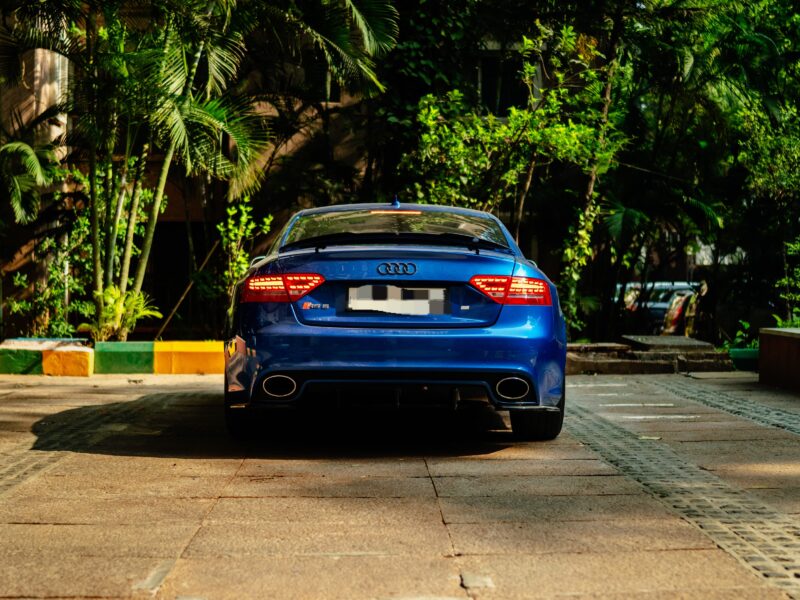 '12 Audi RS5 V8