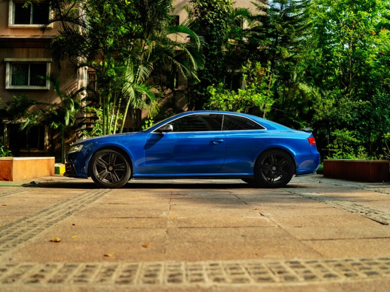 '12 Audi RS5 V8