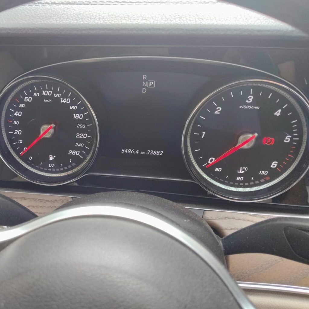 '19 Mercedes-Benz E220d