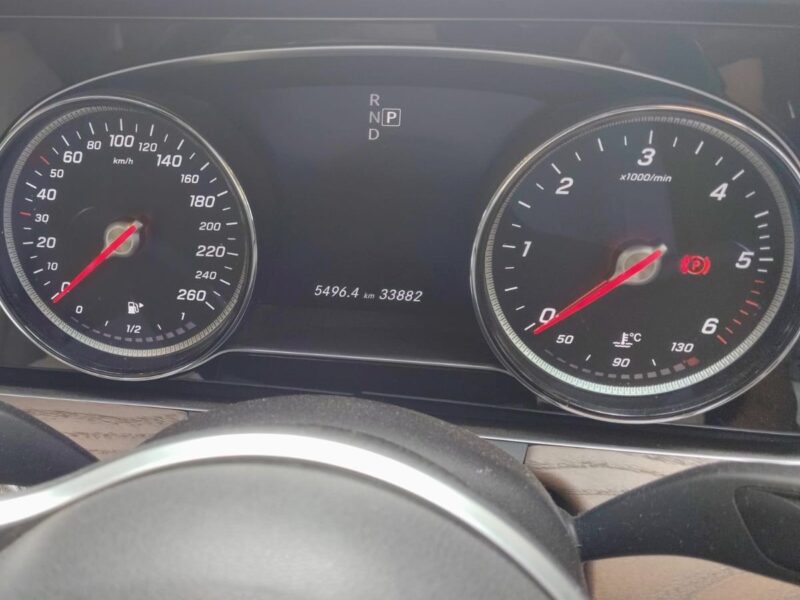 '19 Mercedes-Benz E220d