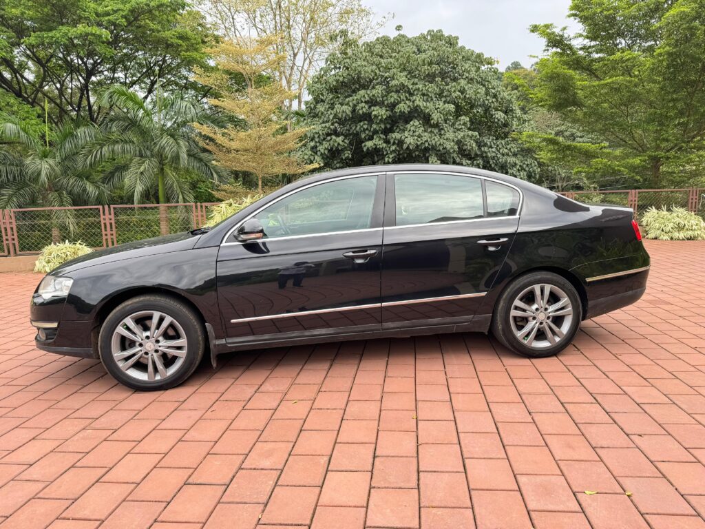 '10 VW Passat Highline CBU