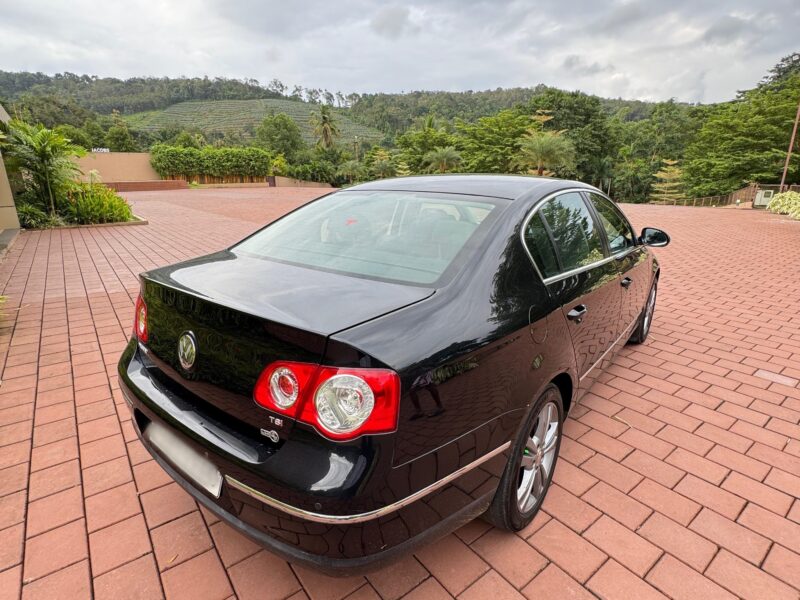 '10 VW Passat Highline CBU