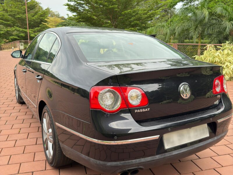 '10 VW Passat Highline CBU