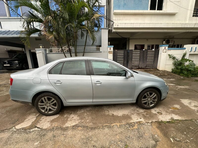 '09 VW Jetta