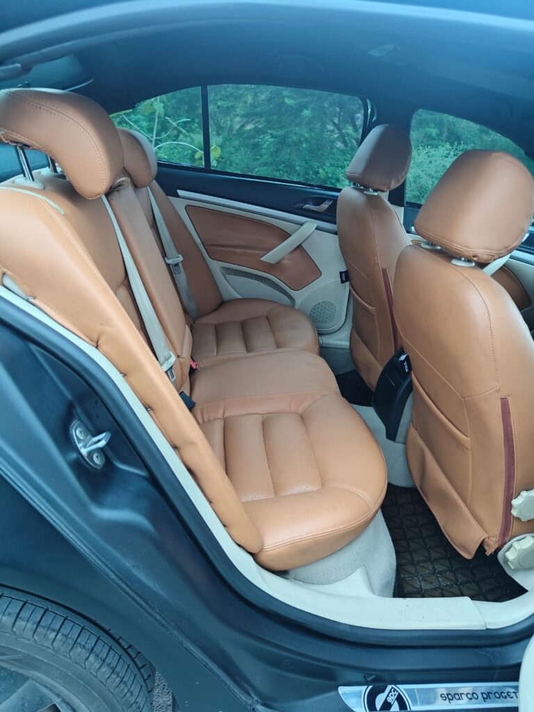 '11 Skoda Laura TSI