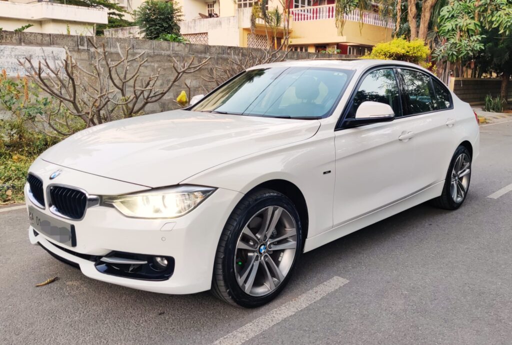 '14 BMW 3 Series (328i Sportline)