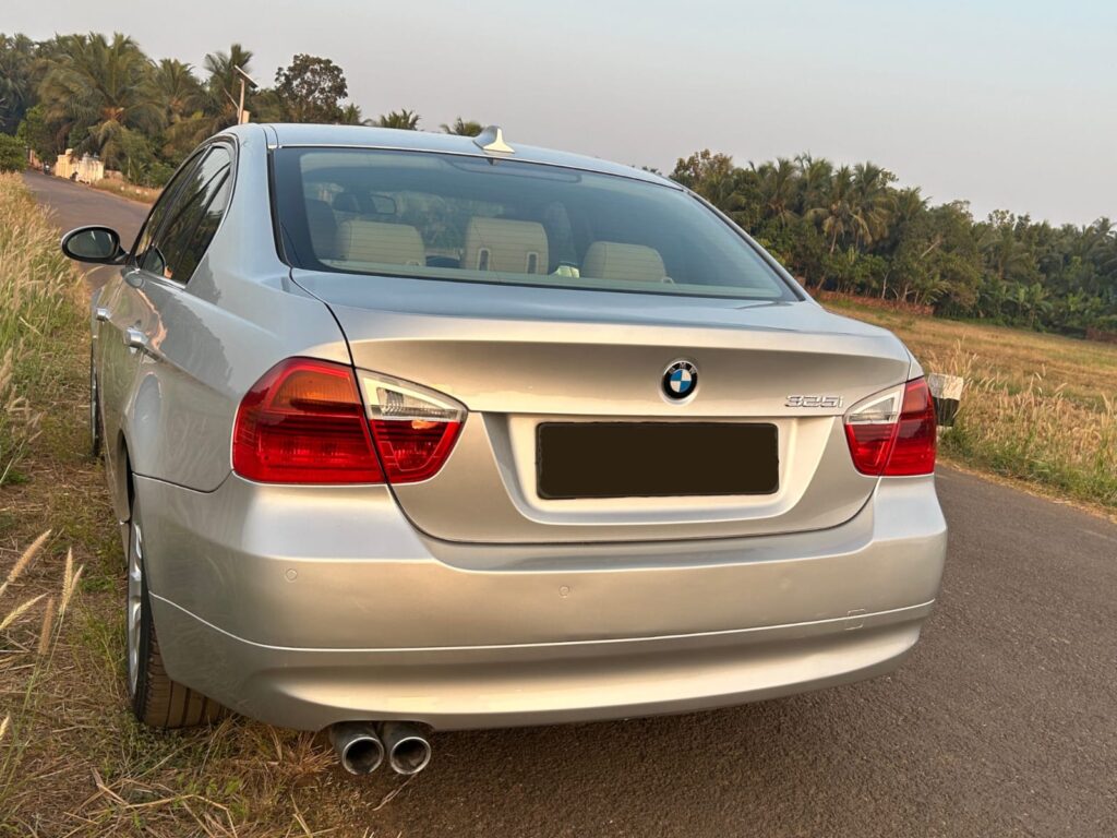 '08 BMW 325i Bone Stock!