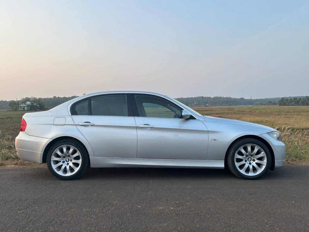 '08 BMW 325i Bone Stock!