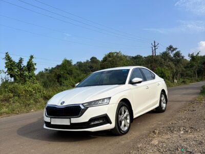 '22 Skoda Octavia Style 2.0 TSI.