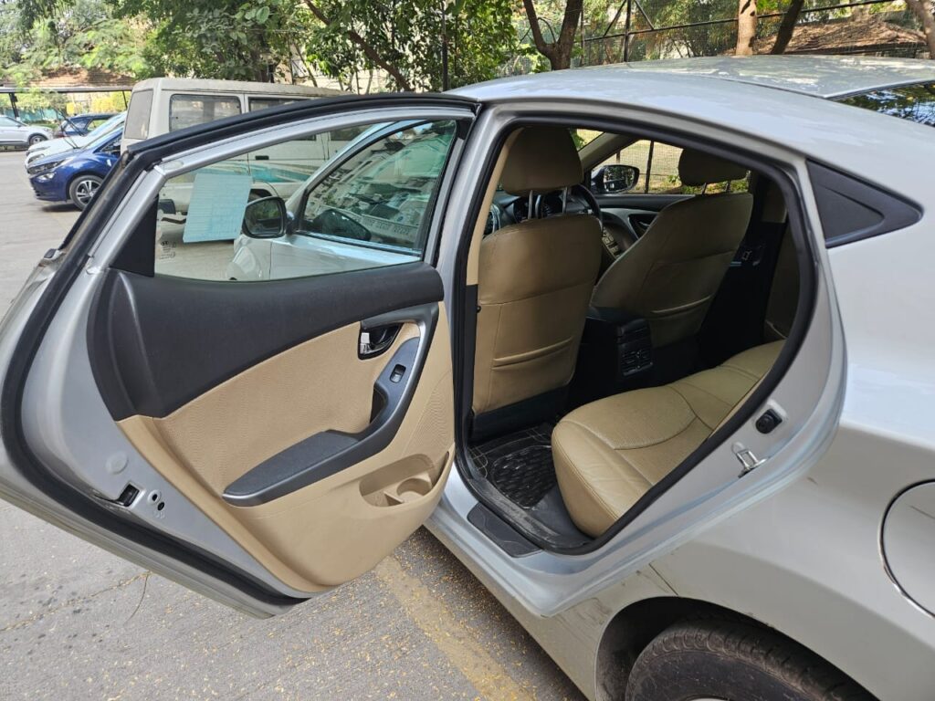 '14 Hyundai Elantra SX MT