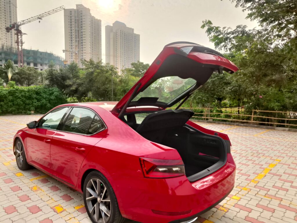 '21 Superb Sportline 2.0TDI