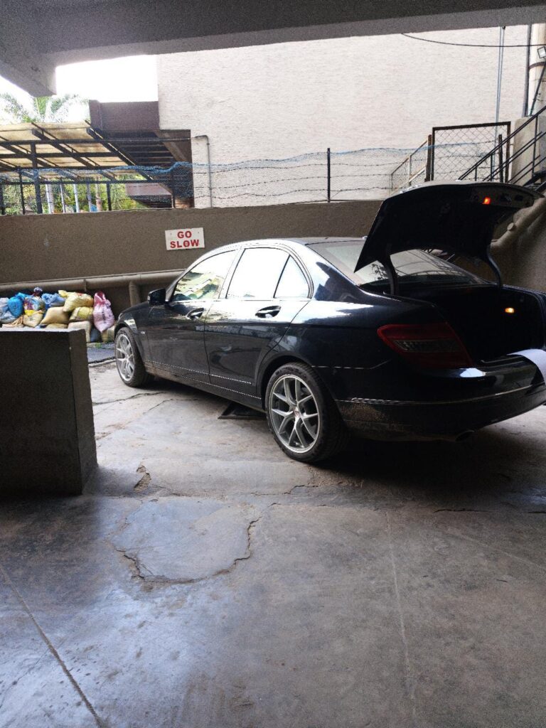 '10 Mercedes Benz C250 v6