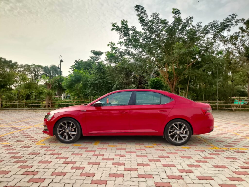 '21 Superb Sportline 2.0TDI