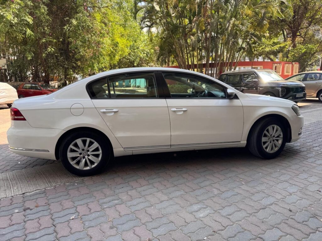 '13 VW Passat 2.0TDI Manual!
