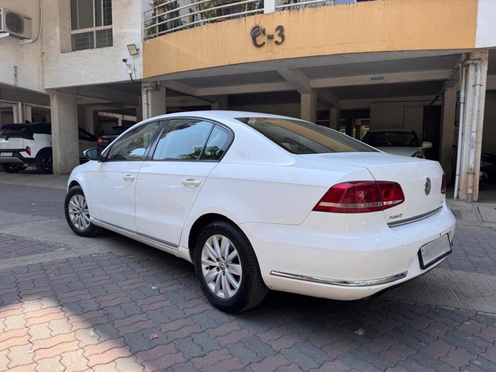 '13 VW Passat 2.0TDI Manual!