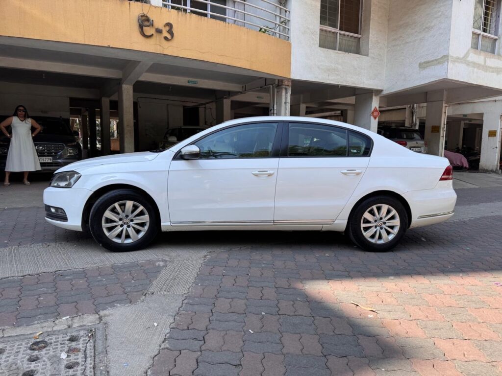 '13 VW Passat 2.0TDI Manual!