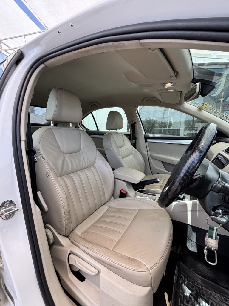 '17 MK3.5 Skoda Octavia Style With DQ250 Swap!