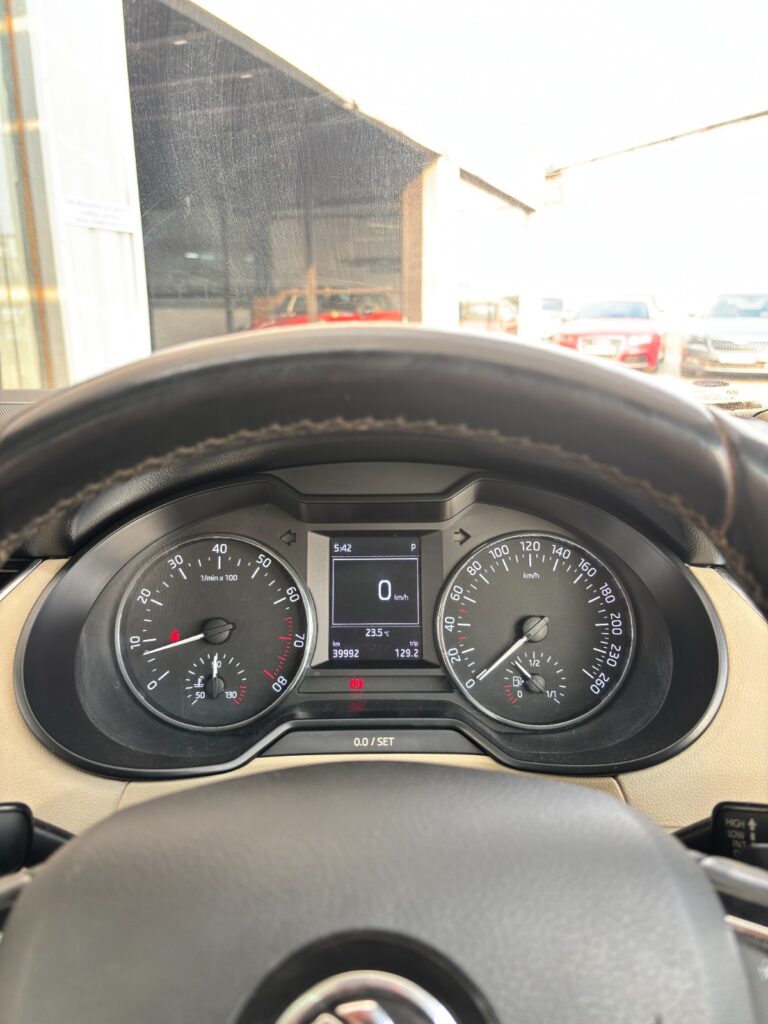 '16 Skoda Octavia 1.8TSI