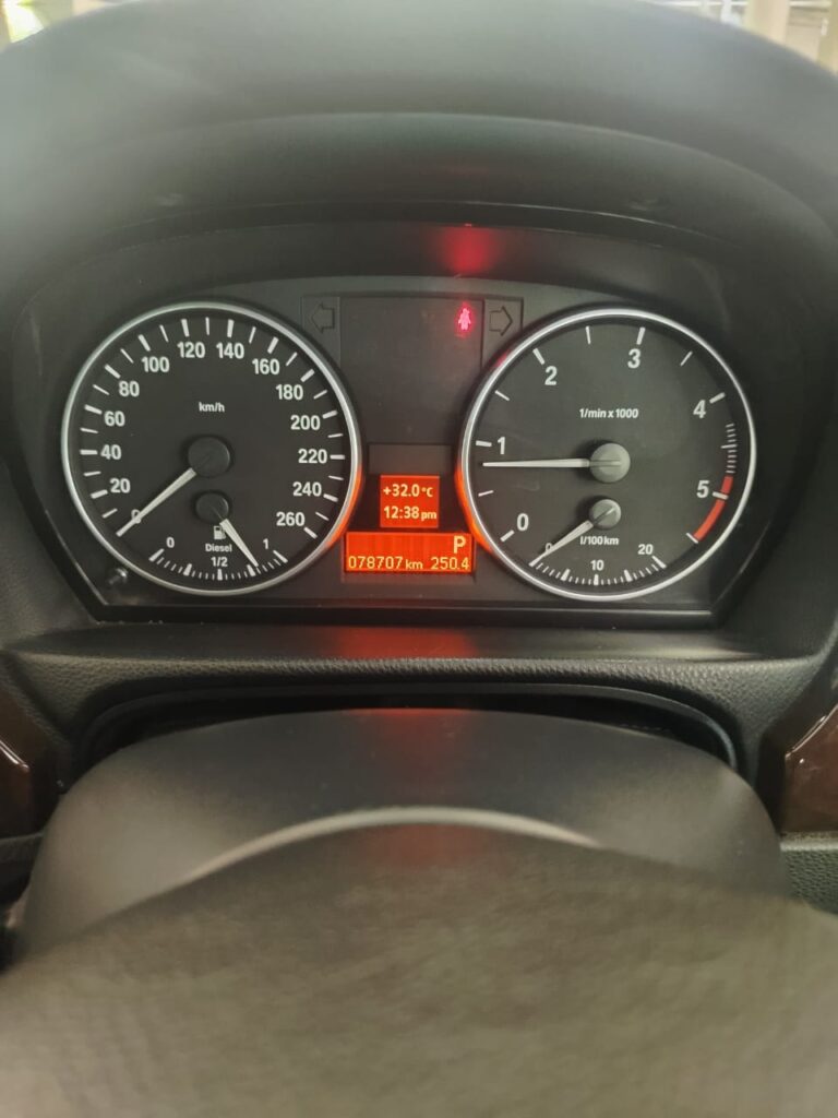 '08 E90 BMW 320d