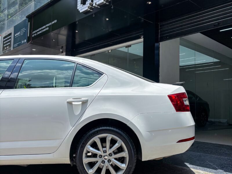'17 Octavia 1.8TSI with DQ250 swap!