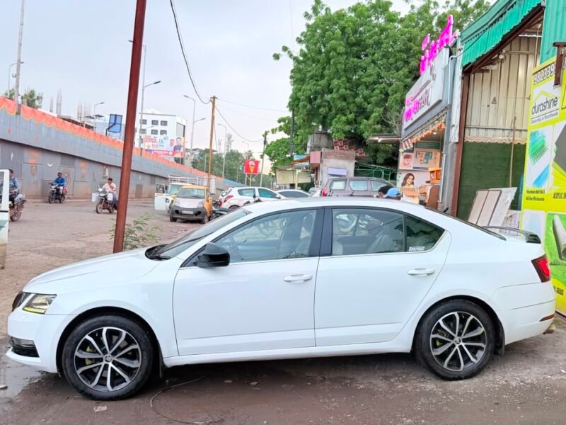 '17 Skoda Octavia 1.8TSI Style AT