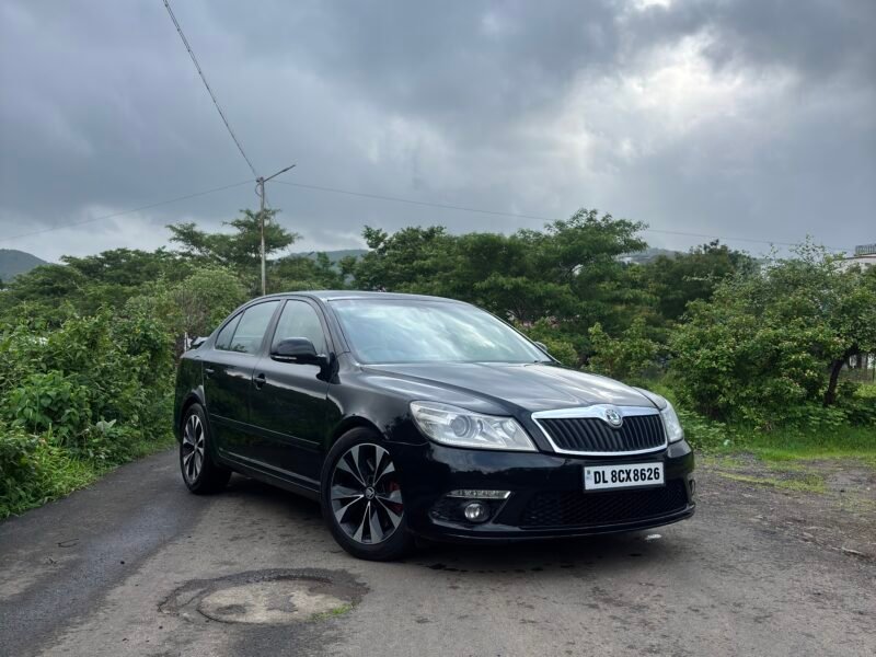 '12 Skoda Laura vRS