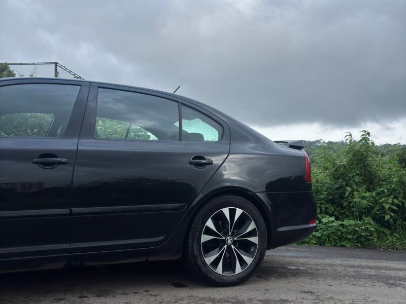 '12 Skoda Laura vRS