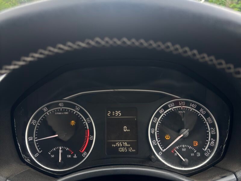 '12 Skoda Laura vRS