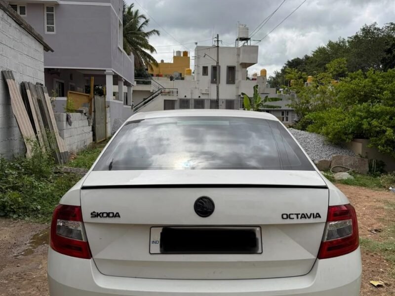 '14 Skoda Octavia Style Plus 1.8TSI AT