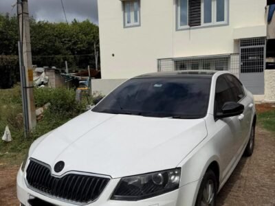 '14 Skoda Octavia Style Plus 1.8TSI AT